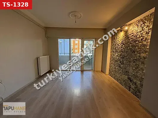 YENİMAHALLEDE 2+1 ARA KAT KİRALIK DAİRE