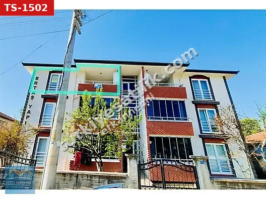 HENDEK RASİMPAŞA MH.LESİNDE SATILIK 3+1 130 M2 DAİRE