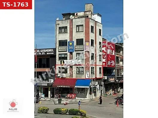 NUR GAYRİMENKUL'DEN ÇARŞI MERKEZİNDE 1+1 45m2 KİRALIK OFİS