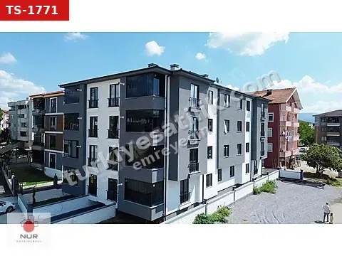 NUR GAYRİMENKUL'DEN YENİ MAH 2+1 100m2 SATILIK LÜKS DAİRE